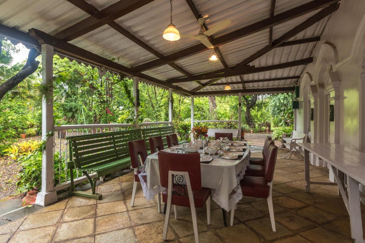 Saffronstays Firdaus Baug Khamshet Buitenkant foto