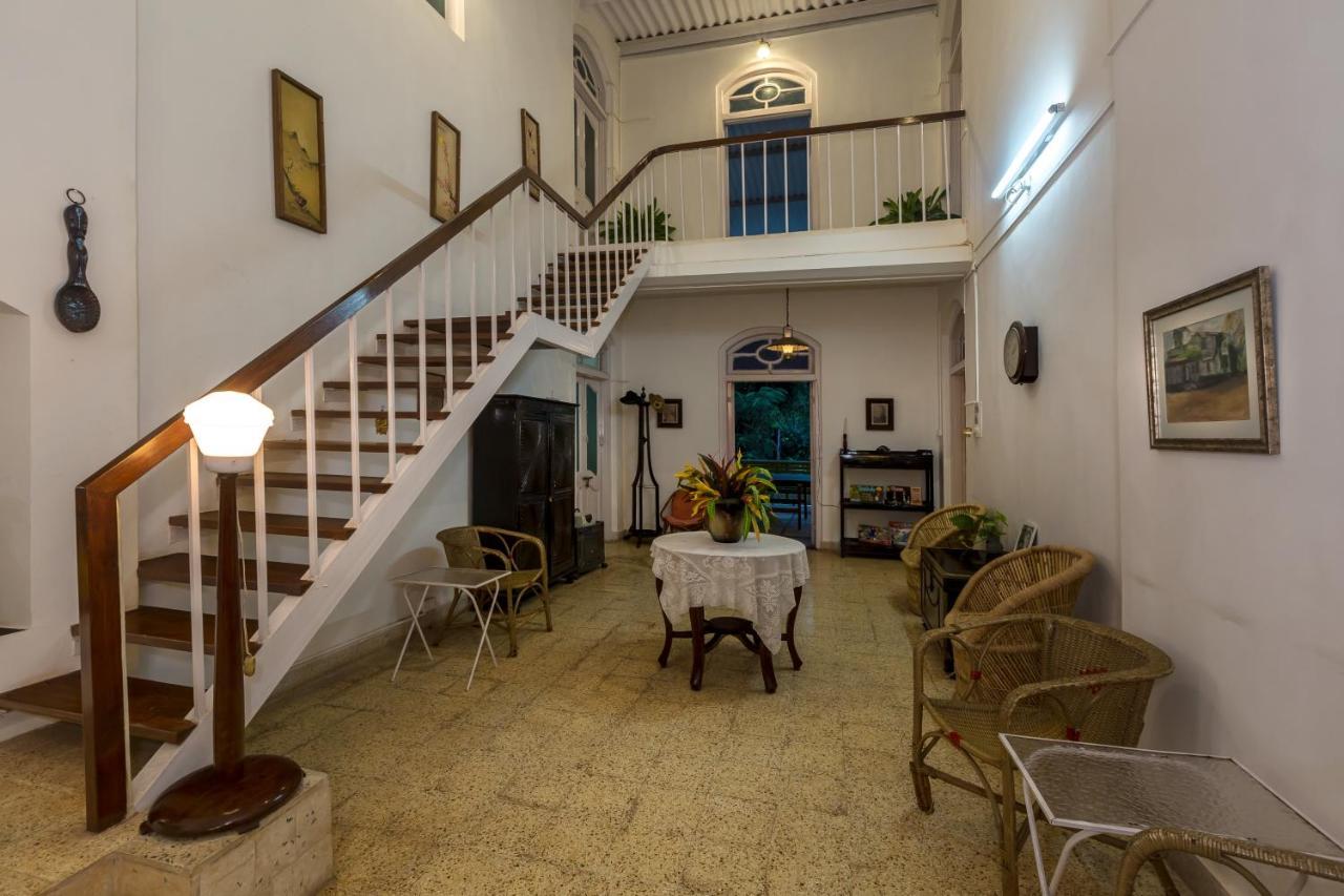 Saffronstays Firdaus Baug Khamshet Buitenkant foto